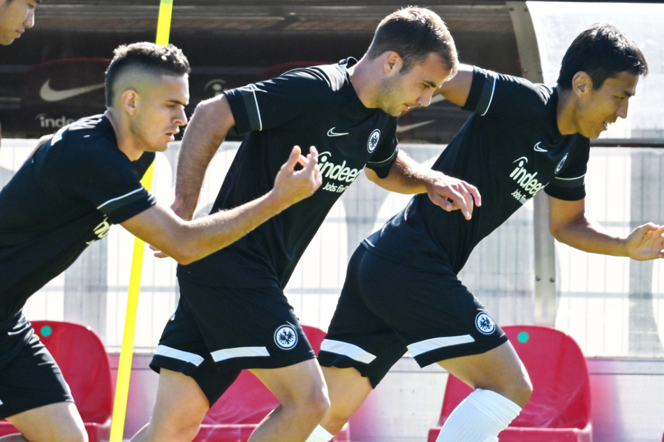 Die Spieler von Eintracht Frankfurt kamen am gestrigen Dienstag zum Abschlusstraining vor dem heutigen Champions-League-Auftaktspiel zusammen.
