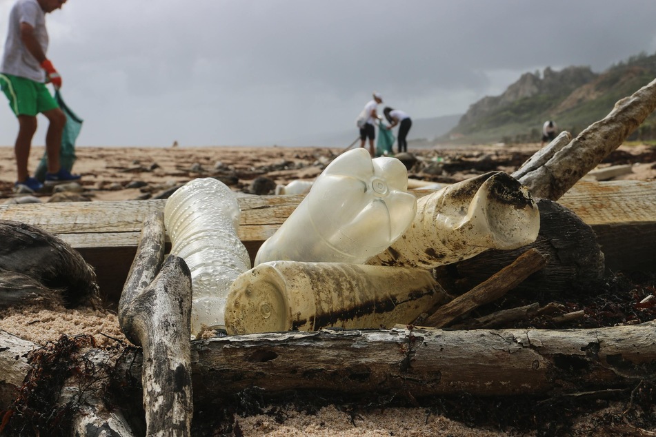 According to a recent study, there are possibly more than 20 million tons of microplastic fragments in the Atlantic Ocean - at a 200 meter depth alone.