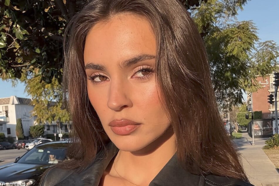 Das Model erfinde manchmal irgendwelche Geschichten, bevor es zum Sex kommt.