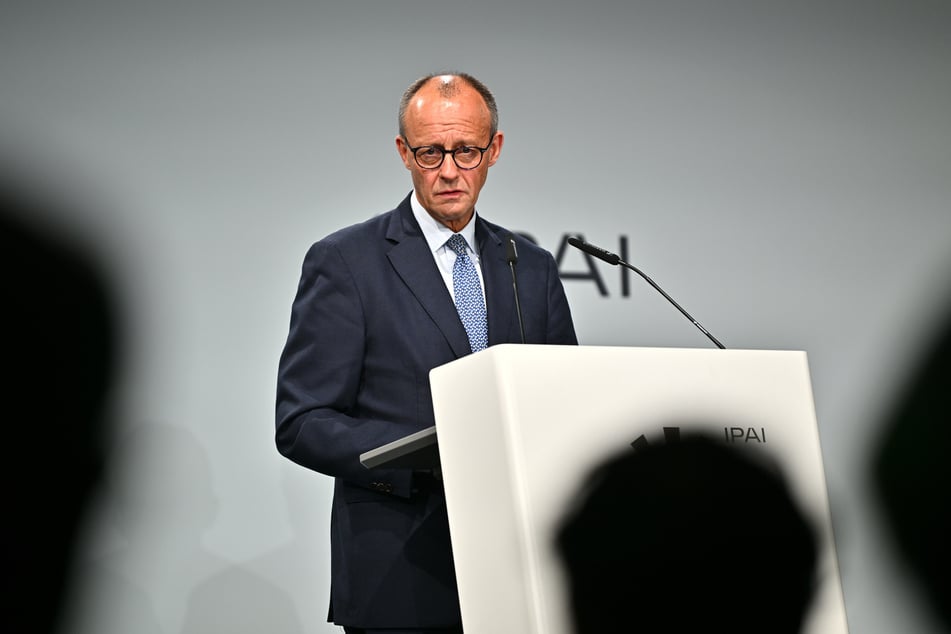 Bundeskanzler Friedrich Merz (69, CDU) ist sich keiner Schuld bewusst.