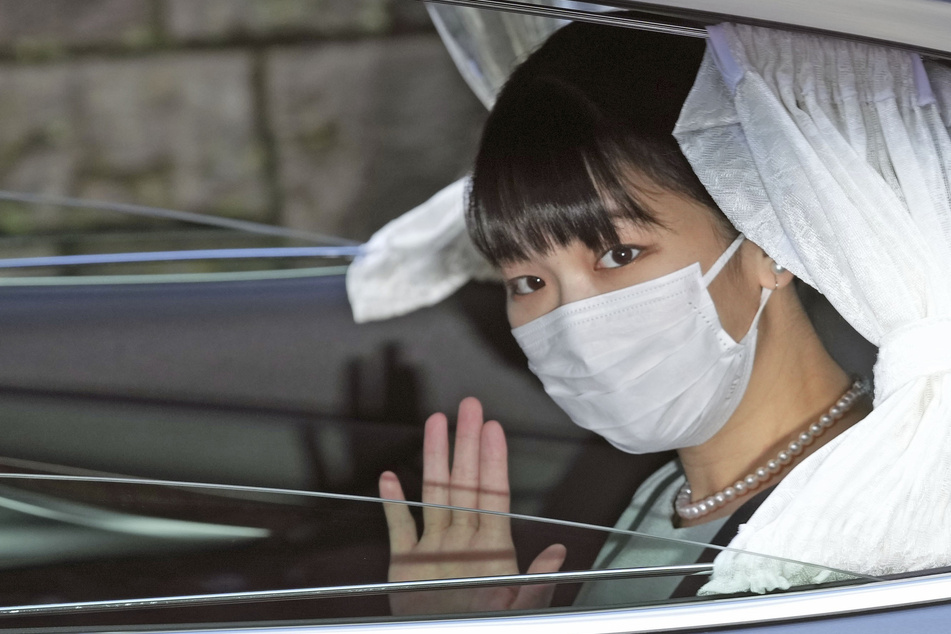 Trotz massiver Kritik: Japans Prinzessin hat geheiratet und fliegt vom Kaiserhof!