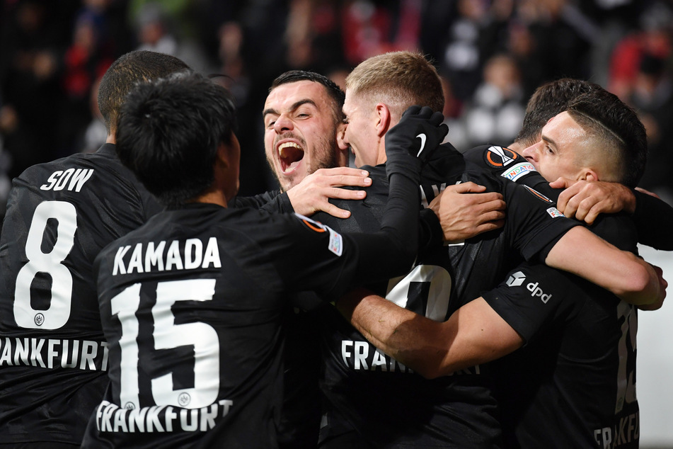 Zum Schreien schön! Praktisch mit dem Pausenpfiff durften die Hessen den 2:1-Führungstreffer bejubeln.