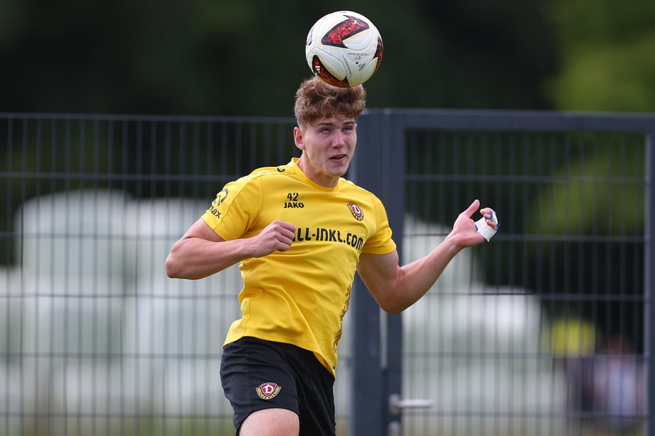 SGD-Juwel Friedrich Müller (20) ist mit drei Länderspielen im Gepäck am Montag wieder ins Dynamo-Training eingestiegen.