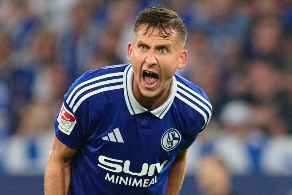 Der Wechsel von Paul Seguin (30) zu Hertha BSC hat bei den Fans von Schalke 04 für großen Unmut gesorgt - allerdings nicht aus sportlicher Sicht.