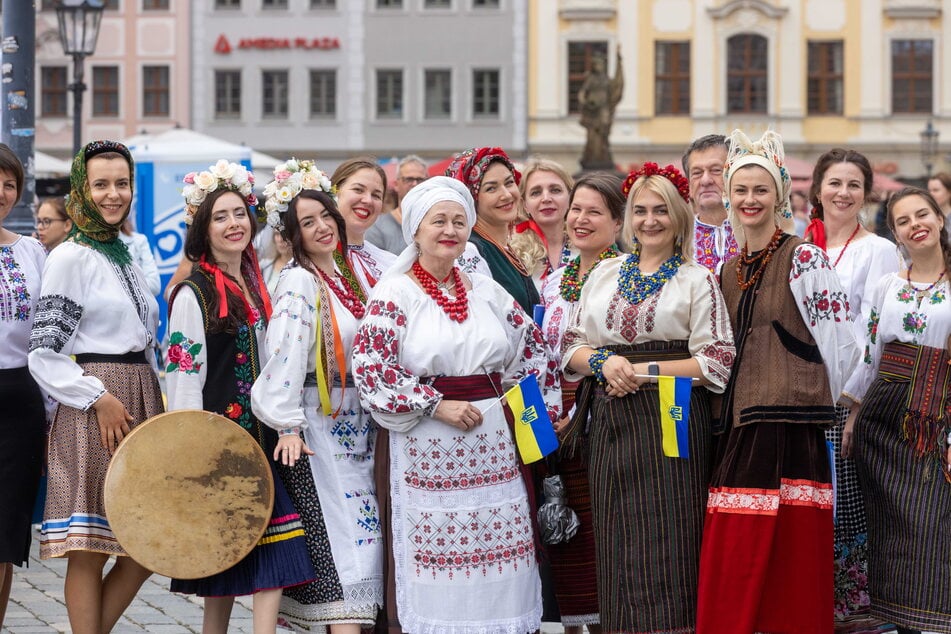 Dresden: Fest auf dem Dresdner Neumarkt: Ukrainer sagen mit Party "Dankeschön"