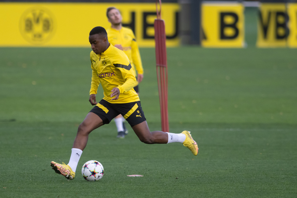 Youssoufa Moukoko (18) gilt als eines der größten Talente, die Dortmund jemals hatte.