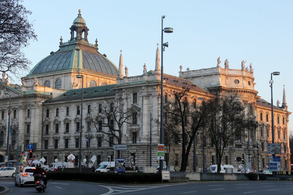 Die bayerische Justiz ist von einer großflächigen Störung zeitweise komplett lahmgelegt worden.