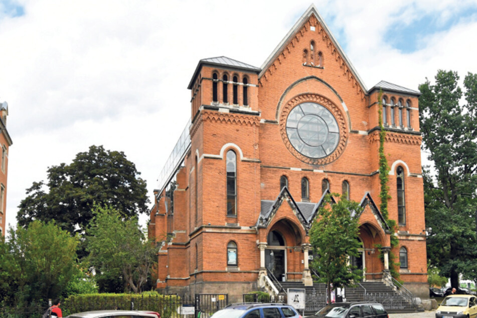 Der Theaterverein soll zum Ende des Jahres die Kirchenruine räumen.