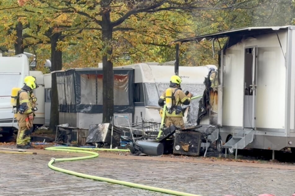 Die Feuerwehr war am Mittwoch am Rande des Bremer Freimarkts im Einsatz.