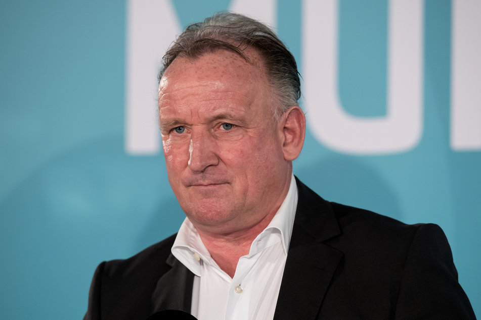 Andreas Brehme (60) ist nicht nur wegen seines Tores zum WM-Titel 1990 eine Legende des deutschen Fußballs. Er wurde auch zweimal deutscher Meister, DFB-Pokalsieger, italienischer Meister und UEFA-Cup-Sieger. (Archivfoto)