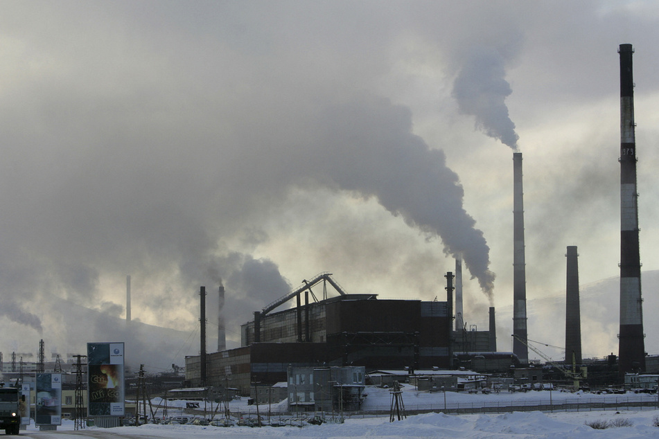 Eine Nickel-Fabrik bei Monchegorsk auf der Kola-Halbinsel nördlich des Polarkreises. Nun wollen Briten und Amerikaner den Handel mit russischen Metallen unbedingt blockieren.