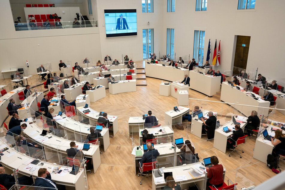 Am Montag entscheidet der Brandenburger Landtag, ob die aktuelle Situation als epidemische Notlage zu bewerten ist. (Archivbild)