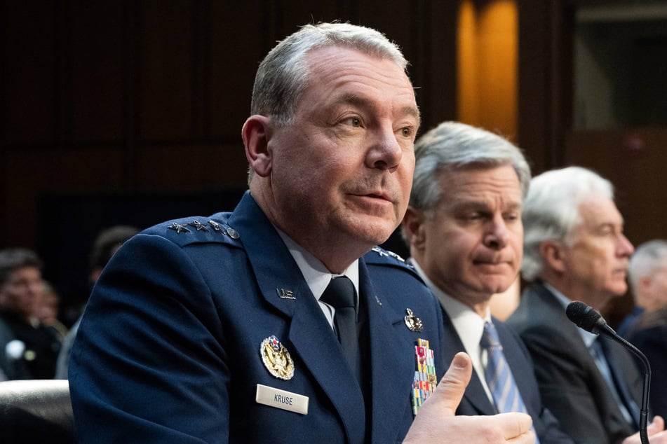 Lieutenant General Jeffrey Kruse is being removed from his role as the head of the Defense Intelligence Agency (DIA).