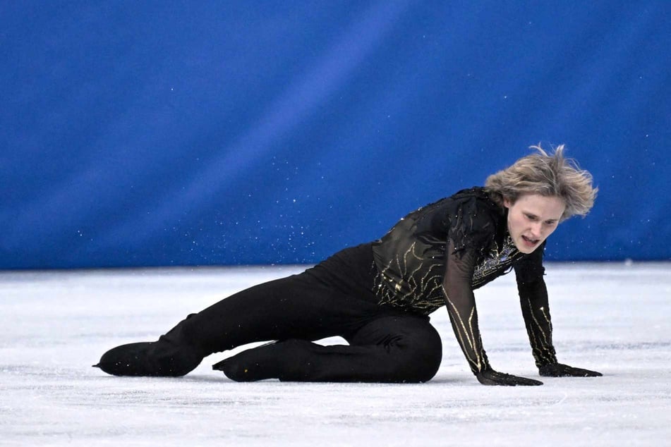 Olympia 2026 im Ticker: Eiskunstlauf-Star beklagt "abscheulichen Hass im Internet" nach Sturz-Drama