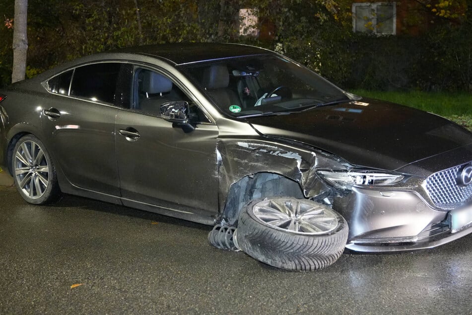 Betrunkene Irrfahrt durch Leipzig: 37-Jähriger rammt parkende Autos