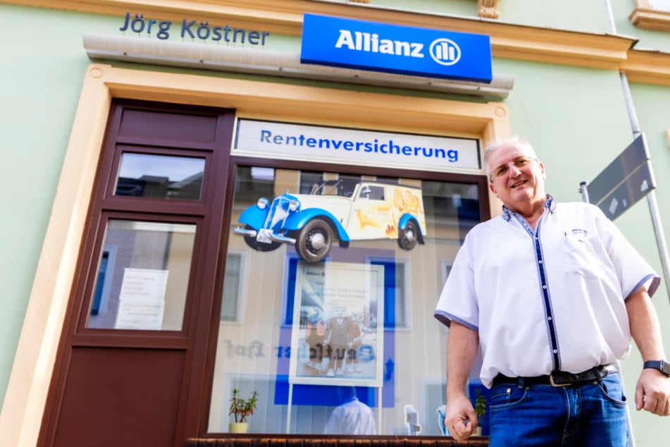 Allianz Agenturchef Jörg Köstner begrüßt ab sofort jede zusätzliche Verstärkung im Team.