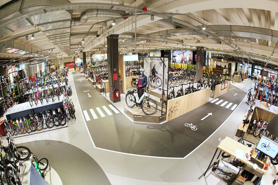 Sichert Euch jetzt Euer (E-)Bike zum halben Preis bevor der Fahrrad XXL Summer Sale zu Ende geht.