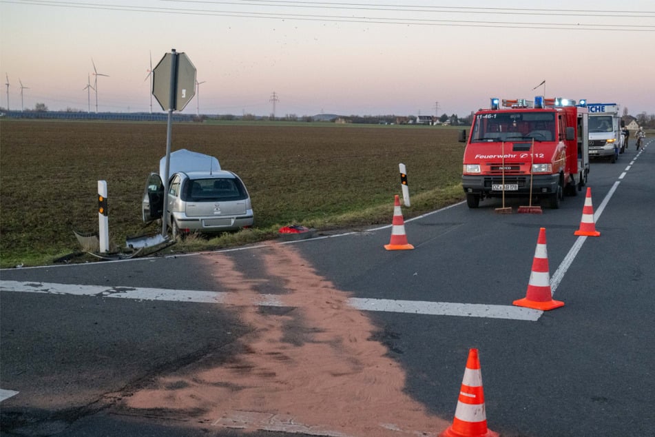 Die Fahrzeuge waren auf der Kreuzung zusammengestoßen.