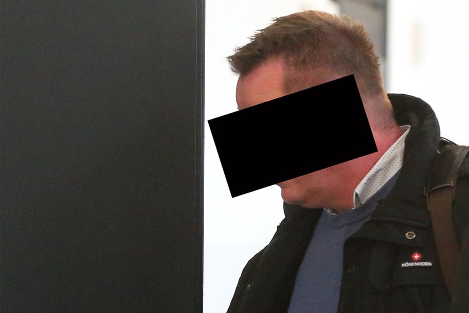 Dresden: Von den eigenen Kollegen angezeigt: Hauptkommissar wegen Körperverletzung vor Gericht