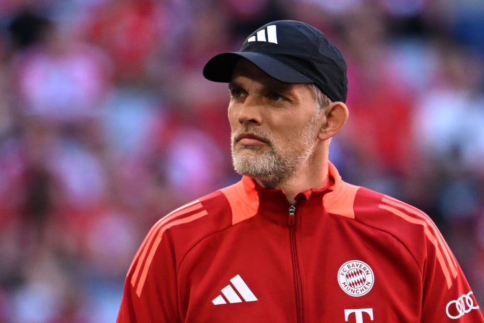 Laut einem Medienbericht ist der 51-jährige Ex-Bayern-Coach beim englischen Verband in der "Poleposition". Ein anderer Trainerstar scheint aus dem Rennen.