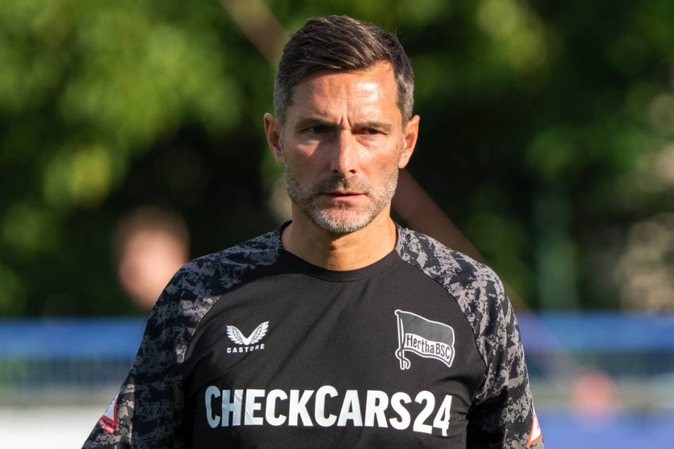 Die Sorgenfalten sind bei Hertha-Coach Stefan Leitl (47) zurzeit ziemlich groß.