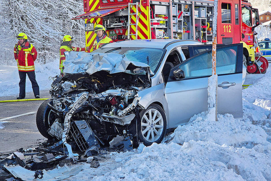 Der Ford krachte frontal in das Wasserwacht-Auto.