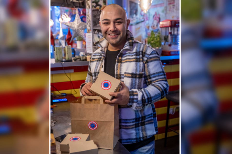 Chef Amir Hossein Einali (35) bereitet eine Bestellung vor.