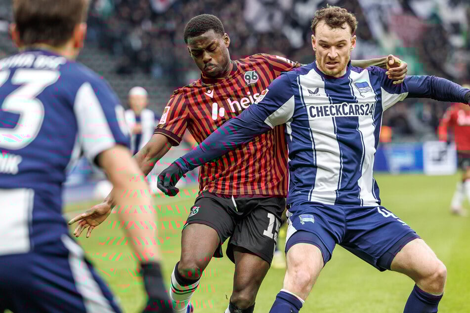 Die Hängepartie um Pascal Klemens (21, r.) ist beendet.