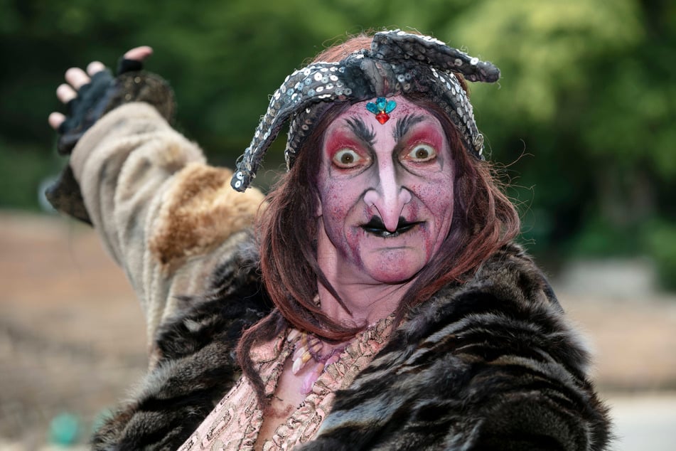 Die Hexe "Baba Jaga" ist die Paraderolle von Schauspieler Rainer König (72).