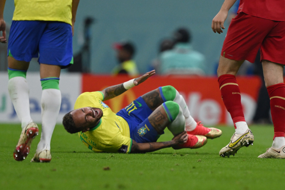 Neymar hat sich gegen Serbien eine Bänderverletzung zugezogen.