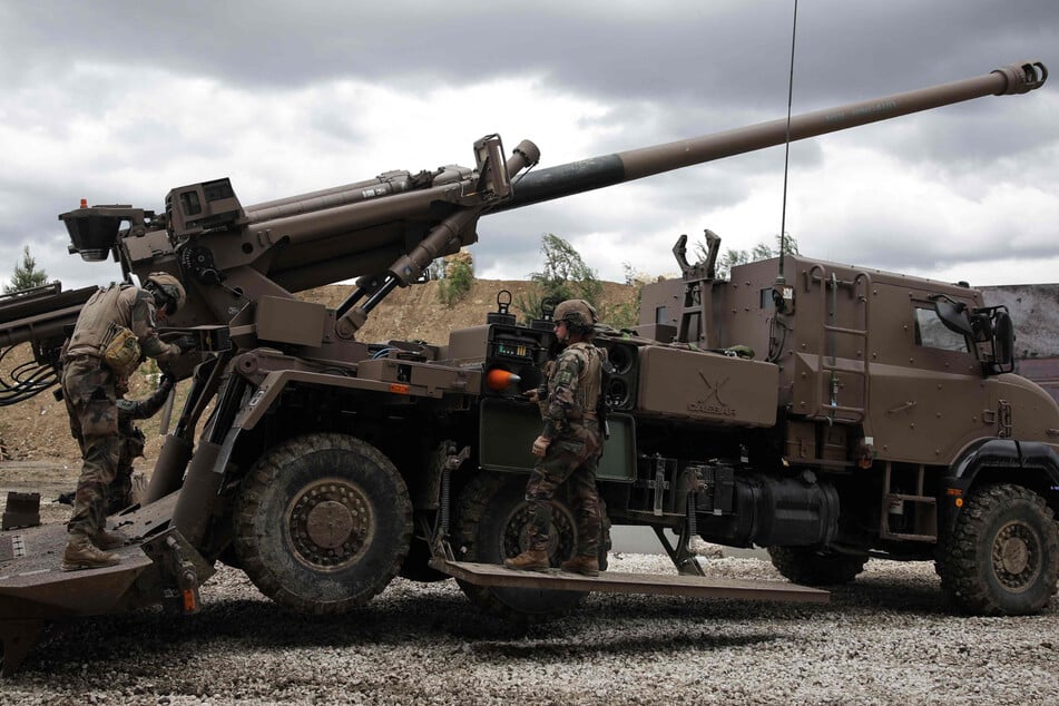 Ukraine-Krieg als Gefahr: Litauen kauft Panzerhaubitzen