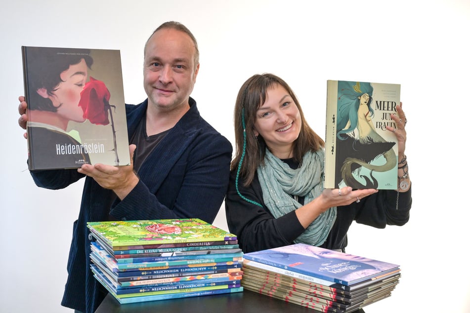 Das "Wunderhaus"-Verleger-Paar Sebastian Lohse (48) und Marianna Korsh (39) widmet sich kunstvoll illustrierten Büchern.