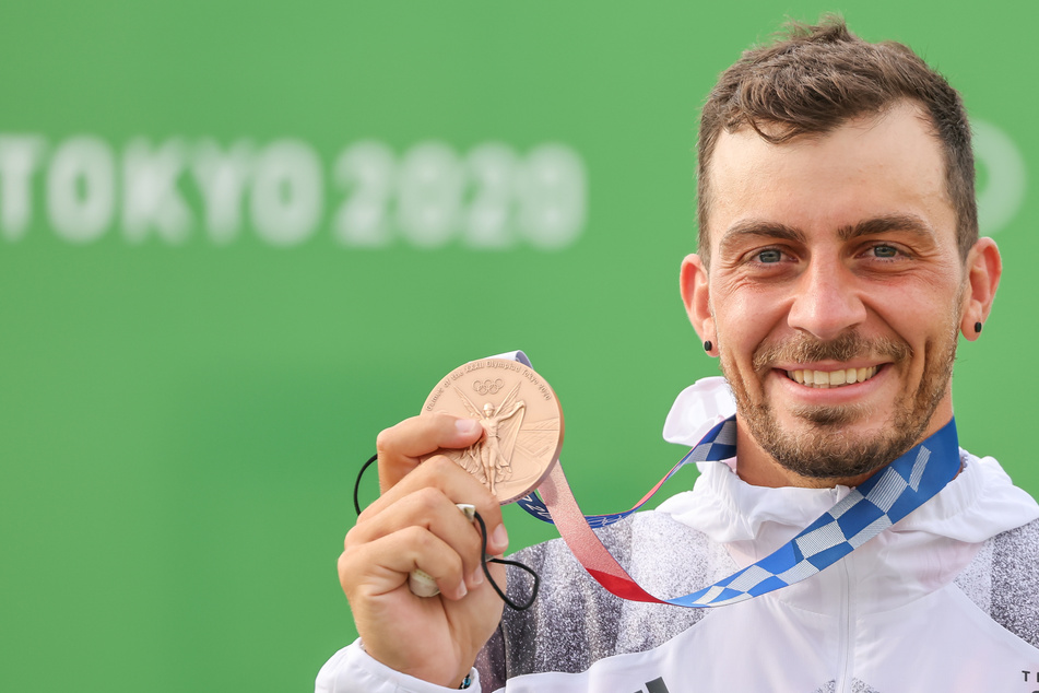 Sideris Tasiadis (31) ist nicht nur Polizist aus Deutschland, sondern mittlerweile auch stolzer Gewinner von zwei Olympia-Medaillen.