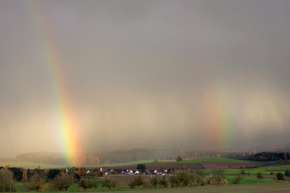 Das Wetter in der neuen Woche beginnt trüb, verbessert sich aber im weiteren Verlauf.