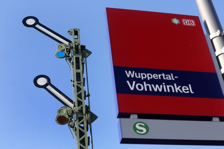 Stellwerk wieder ganz, dafür zwei Signale kaputt: Bahn-Probleme in NRW gehen weiter