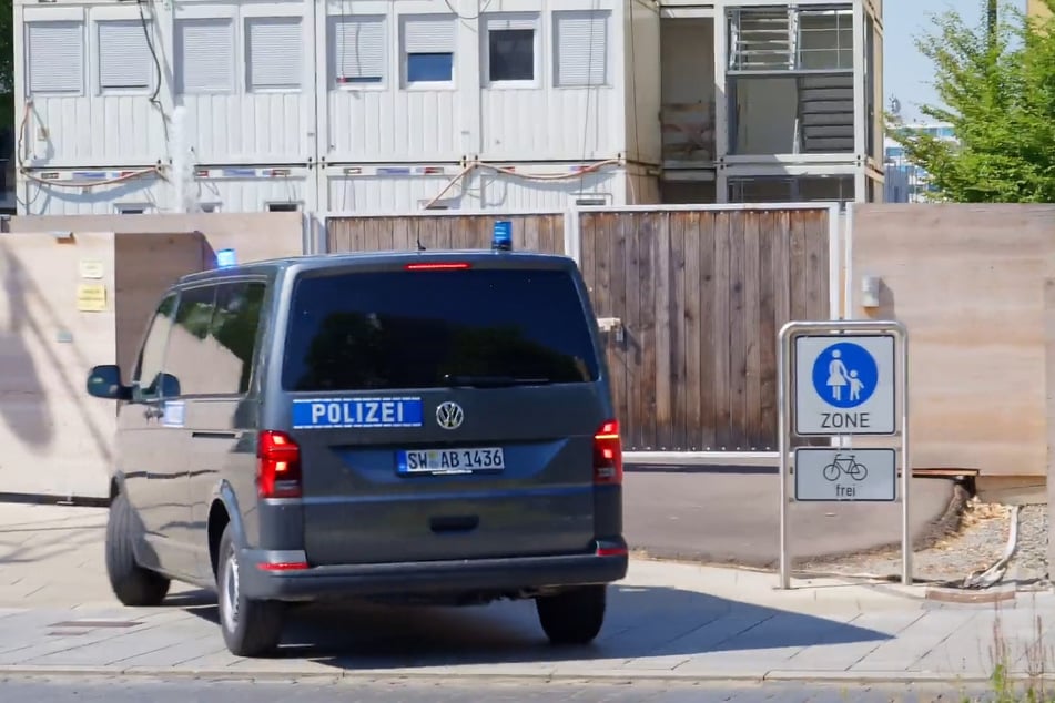 Mittlerweile wurde der Täter in eine geschlossene Psychiatrie eingewiesen.