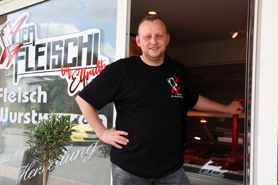 Fleischermeister Tilo Elfruth, im Zwickauer Raum besser bekannt als "Der Fleischi", liefert künftig die Stadionwurst.