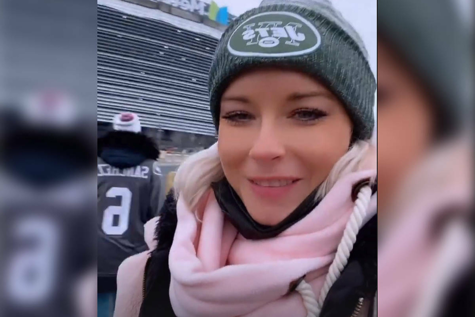 Mia Julia Brückner (35) war am Sonntag live im MetLife Stadium der New York Jets, als sich NFL-Star Antonio Brown mitten im Spiel das Trikot vom Leib riss.