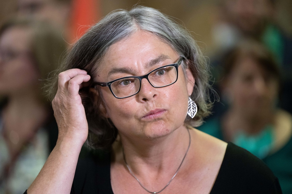 Hängepartie für Dresdens bisherige Umweltbürgermeisterin Eva Jähnigen (56, Grüne): Ihre mögliche Wiederernennung steht noch aus.