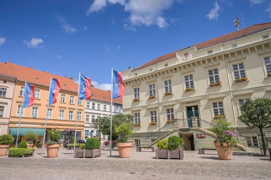 Eine Debatte des Stadtrats in Havelberg eskalierte, als sie ein Mitglied abschätzig über den Magdeburg-Anschlag äußerte.