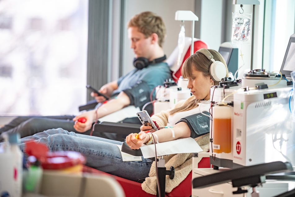 Seit 25 Jahren halten Dresdner im World Trade Center ihren Arm hin.