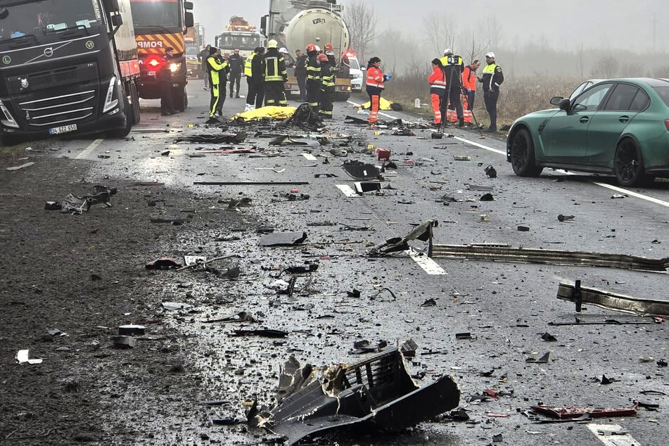 Sieben Fußballfans sterben auf dem Weg zum Auswärtsspiel - neue Details zum Horror-Unfall