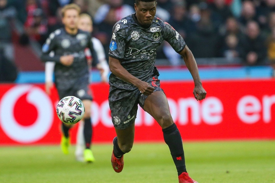 Ragnar Ache läuft ab der Saison 2020/21 für die Frankfurter Eintracht auf.