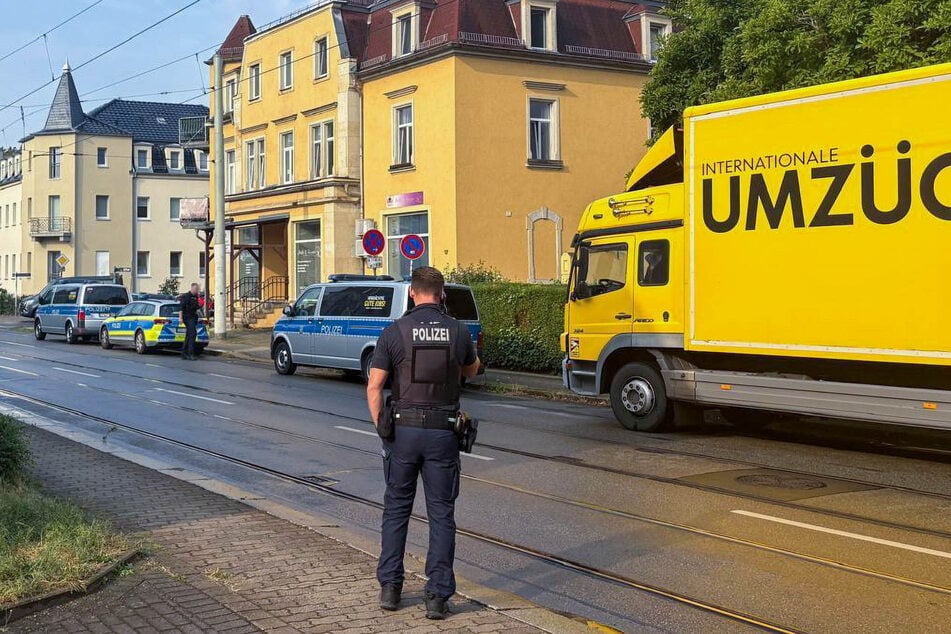 Das Amtsgericht ließ an der Stephensonstraße in Dresden-Leuben eine Zwangsräumung vollstrecken.