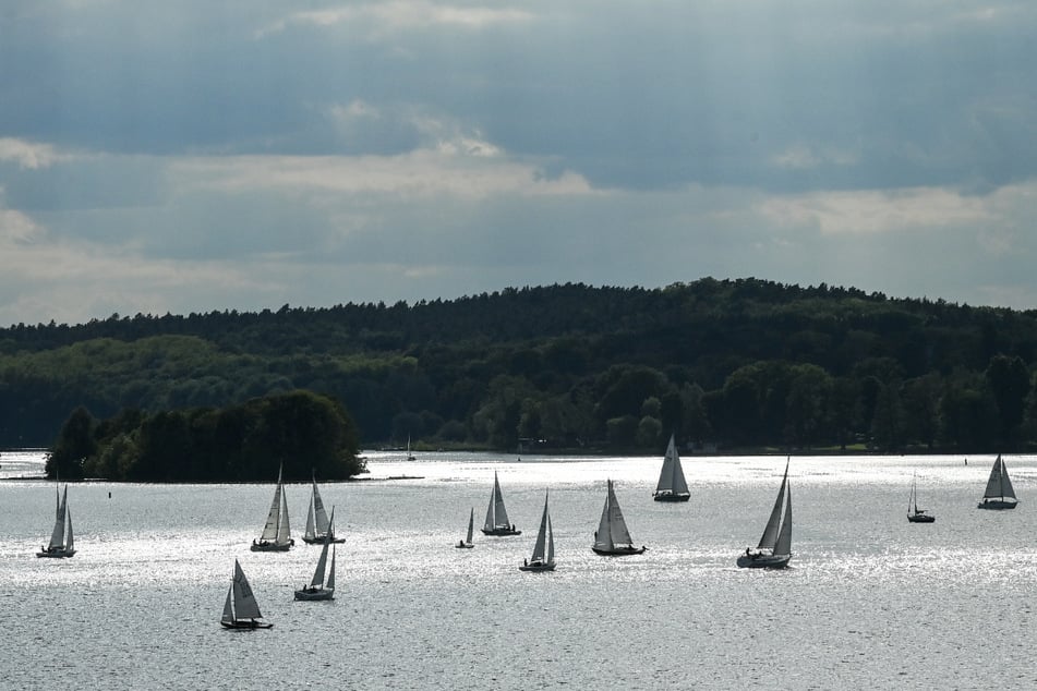 Bade-Drama auf dem Wannsee: Mensch taucht nicht mehr auf