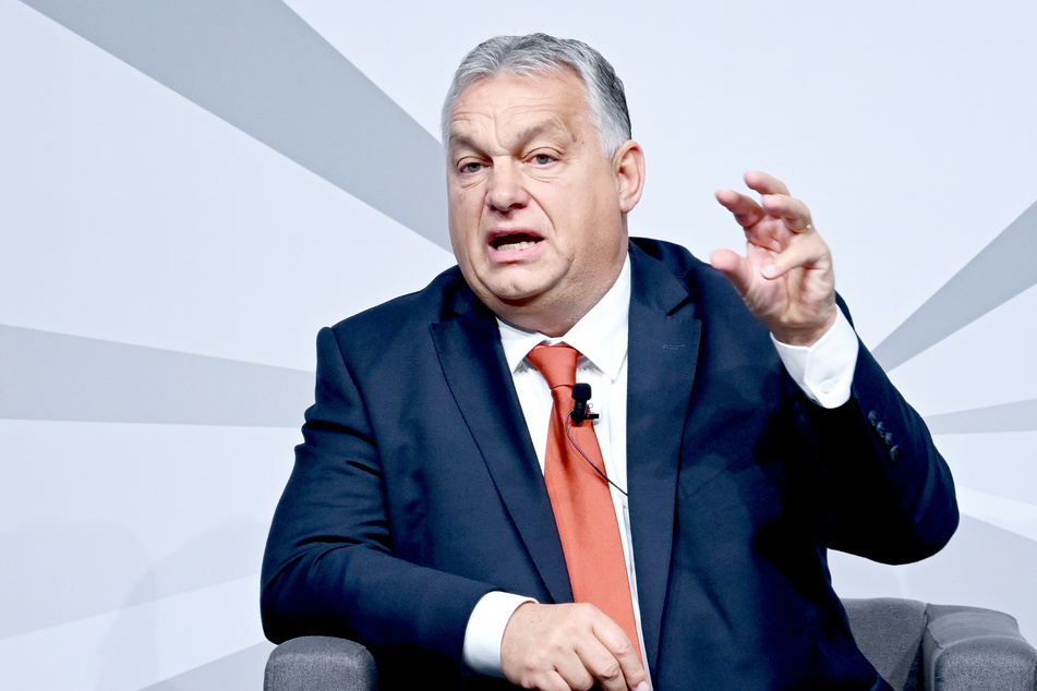 Ungarns Ministerpräsident Viktor Orban (59) ist offenbar das Vorbild von Höcke.