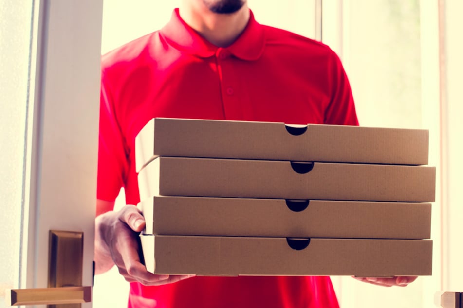 Ein Pizzabote wurde in München von zwei Männern ausgeraubt. (Symbolbild)