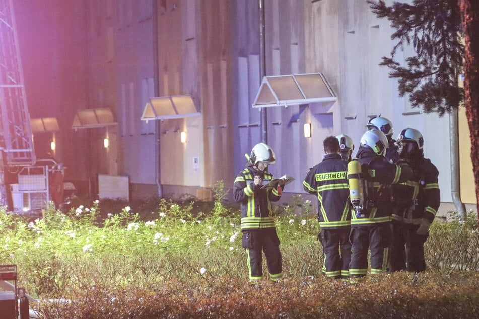 Die Feuerwehr war mit einem Großaufgebot vor Ort.