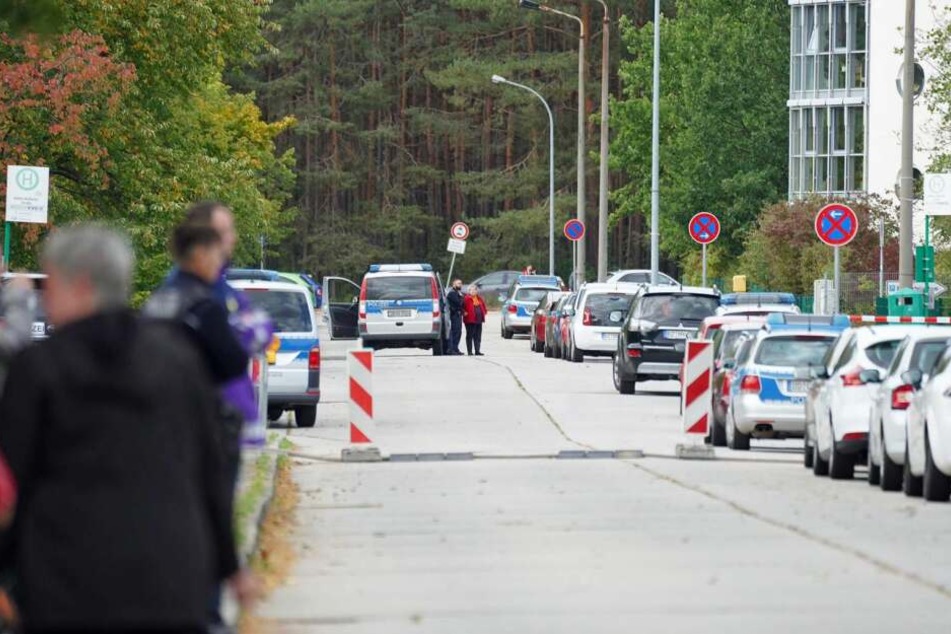 Die Käthe-Kollwitz-Straße ist derzeit voll gesperrt.