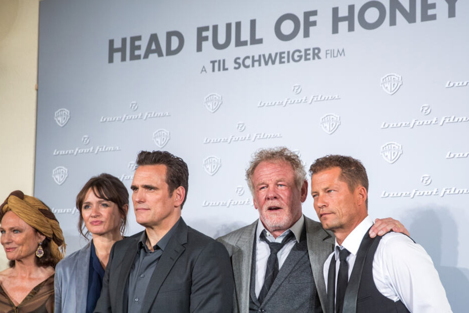 Jacqueline Bisset, Emily Mortimer, Matt Dillon, Nick Nolte (von links): Trotz Star-Besetzung floppte der Til Schweigers Film "Head full of Honey" in den US-Kinos.